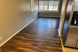 1315 Williamsburg Dr, Champaign, IL 61821 - Photo 4