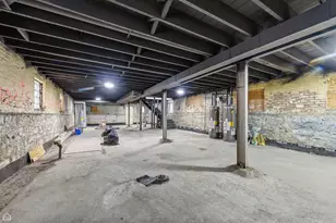 8044 S Peoria St, Chicago, IL 60620 - Photo 32