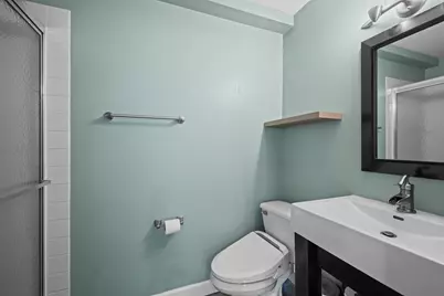 711 E Hackberry Drive, Arlington Heights, IL 60004 - Photo 18