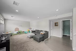 711 E Hackberry Dr, Arlington Heights, IL 60004 - Photo 16