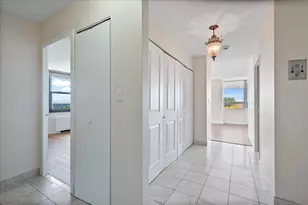 5701 N Sheridan Rd, Chicago, IL 60660 - Photo 4