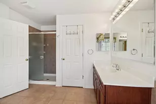 2930 Kelly Dr, Elgin, IL 60124 - Photo 28