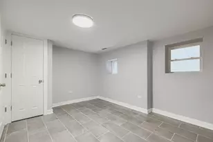 7934 S Aberdeen St, Chicago, IL 60620 - Photo 12