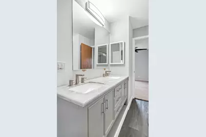 1941 Quaker Hollow Lane #1941, Streamwood, IL 60107 - Photo 10