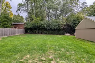 917 S Summit St, Barrington, IL 60010 - Photo 2