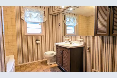 917 S Summit Street, Barrington, IL 60010 - Photo 16