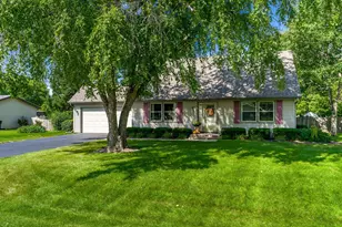 11748 Cedarbrook Rd, Roscoe, IL 61073 - Photo 2