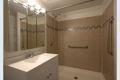 [Address not provided], Chicago, IL 60641 - Photo 6