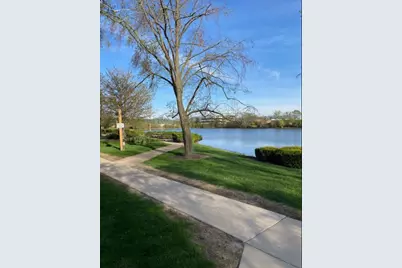 6174 Knoll Lane Court #101, Willowbrook, IL 60527 - Photo 32