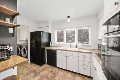 100 Dartford Lane, Schaumburg, IL 60194 - Photo 8