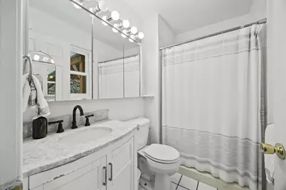 100 Dartford Lane, Schaumburg, IL 60194 - Photo 12
