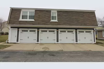 360 Farmingdale Circle, Vernon Hills, IL 60061 - Photo 18