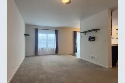 226 Wild Meadow Lane, Woodstock, IL 60098 - Photo 4