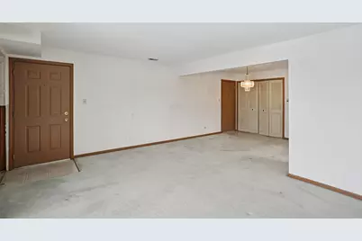 3709 W 119th Street #112, Alsip, IL 60803 - Photo 4