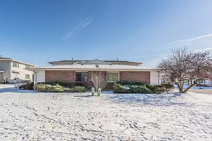 236 Whidah Ct, Schaumburg, IL 60194 - Photo 14