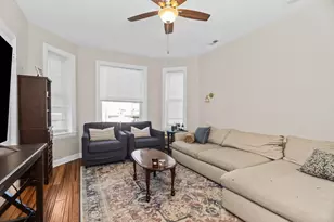 2413 W Belden Ave, Chicago, IL 60647 - Photo 10