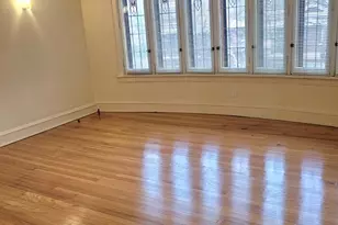 2336 E 68th St, Chicago, IL 60649 - Photo 6