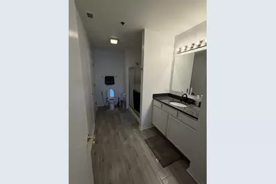 941 N Swift Road #302, Addison, IL 60101 - Photo 8