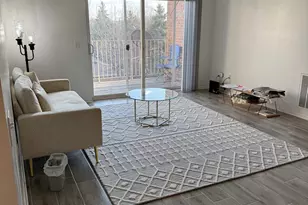 941 N Swift Rd, Addison, IL 60101 - Photo 2