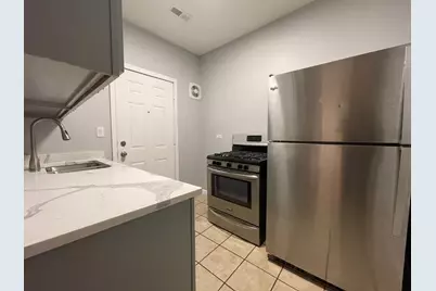 3945 W Division Street #2, Chicago, IL 60651 - Photo 4