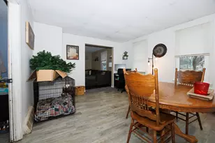 1213 S Madison St, Bloomington, IL 61701 - Photo 10