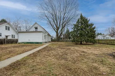 1213 S Madison Street, Bloomington, IL 61701 - Photo 22