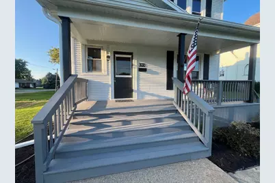 195 W 3rd Avenue, Clifton, IL 60927 - Photo 4