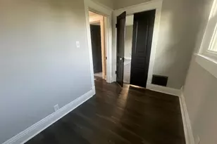 195 W 3rd Ave, Clifton, IL 60927 - Photo 16