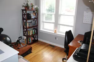 3745 W Argyle St, Chicago, IL 60625 - Photo 8