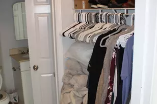 3745 W Argyle St, Chicago, IL 60625 - Photo 16