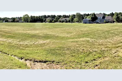 15582 Douglas Avenue, Sandwich, IL 60548 - Photo 1