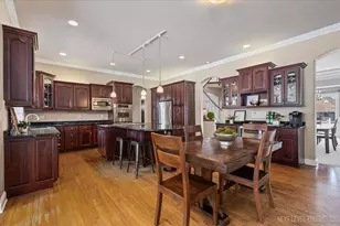 2441 Bird Ln, Batavia, IL 60510 - Photo 10