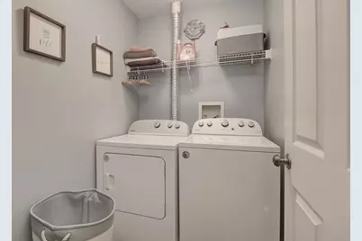 1811 S Wentworth Circle, Romeoville, IL 60446 - Photo 16