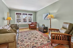 5218 N Mason Ave, Chicago, IL 60630 - Photo 2