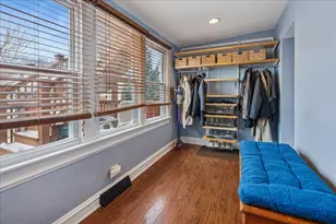 5218 N Mason Ave, Chicago, IL 60630 - Photo 12