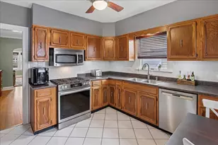 5218 N Mason Ave, Chicago, IL 60630 - Photo 6