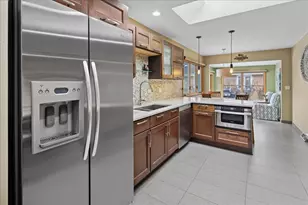 906 S We Go Trail, Mount Prospect, IL 60056 - Photo 10