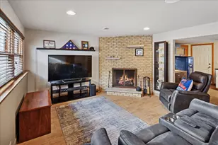 906 S We Go Trail, Mount Prospect, IL 60056 - Photo 18