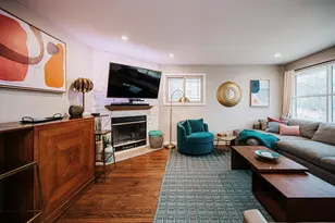 829 N Bennett St, Geneva, IL 60134 - Photo 2