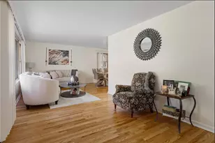 16811 Wausau Ave, South Holland, IL 60473 - Photo 2