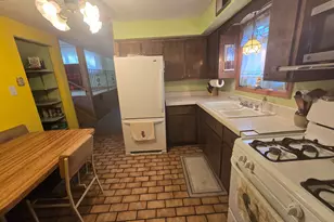 14431 Tripp Ave, Midlothian, IL 60445 - Photo 8