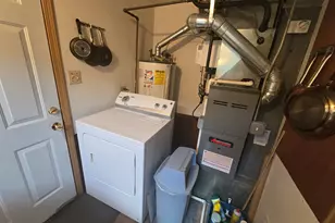 14431 Tripp Ave, Midlothian, IL 60445 - Photo 12