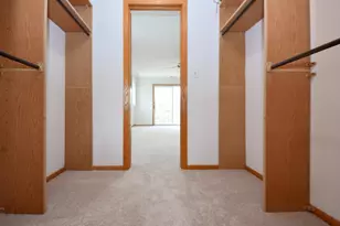 50 Ridgewood Rd, Elk Grove Village, IL 60007 - Photo 10