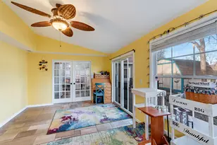 250 Butternut Dr, Bolingbrook, IL 60440 - Photo 10