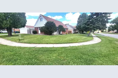 9236 Stanford Drive S, Bridgeview, IL 60455 - Photo 1