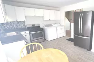 9236 Stanford Dr S, Bridgeview, IL 60455 - Photo 10