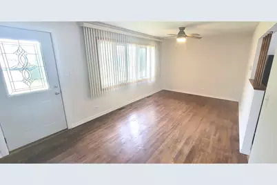 9236 Stanford Drive S, Bridgeview, IL 60455 - Photo 6