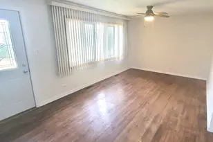 9236 Stanford Dr S, Bridgeview, IL 60455 - Photo 6