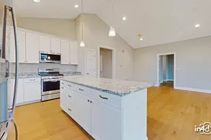 101 Donmor Dr, Bloomingdale, IL 60108 - Photo 10