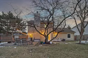 9 Juniper Ct, Streamwood, IL 60107 - Photo 26